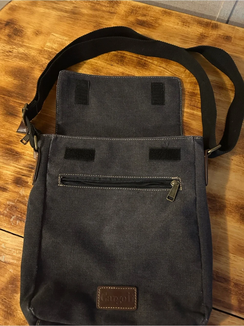 Cargo It Black Canvas Crossbody Bag